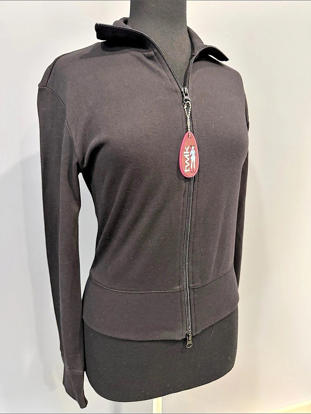 Twik Zip Front Jacket in Black Size Large NWT